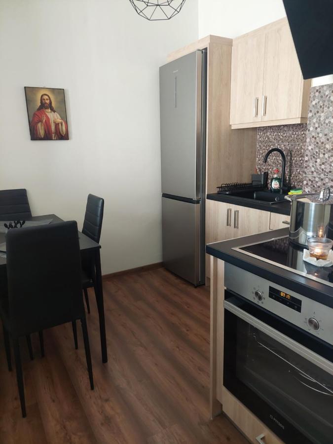 Luxury Apartment Overlooking The Citadel Of Tsakas 아테네 외부 사진