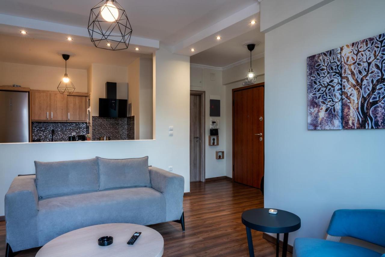 Luxury Apartment Overlooking The Citadel Of Tsakas 아테네 외부 사진