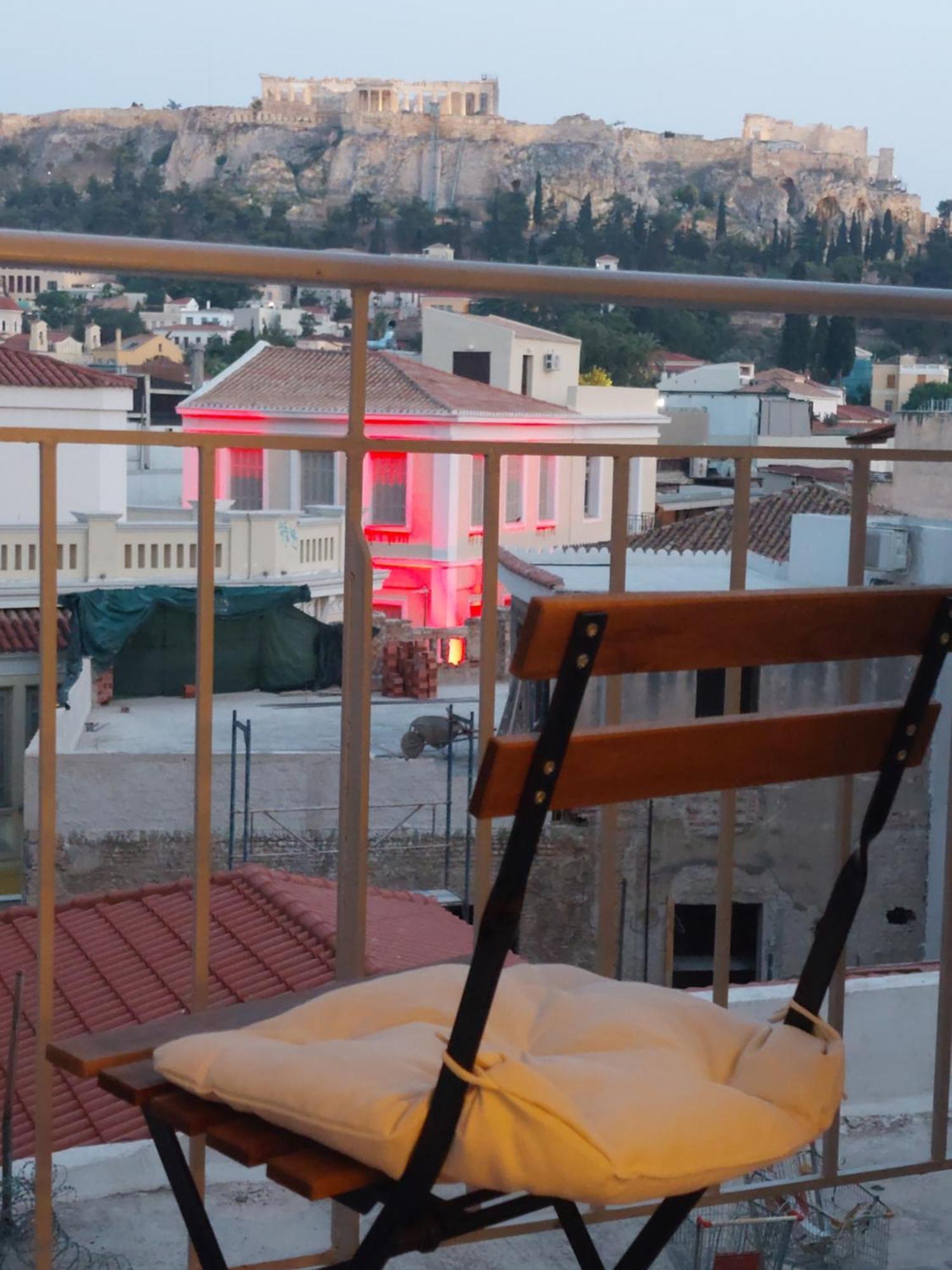 Luxury Apartment Overlooking The Citadel Of Tsakas 아테네 외부 사진